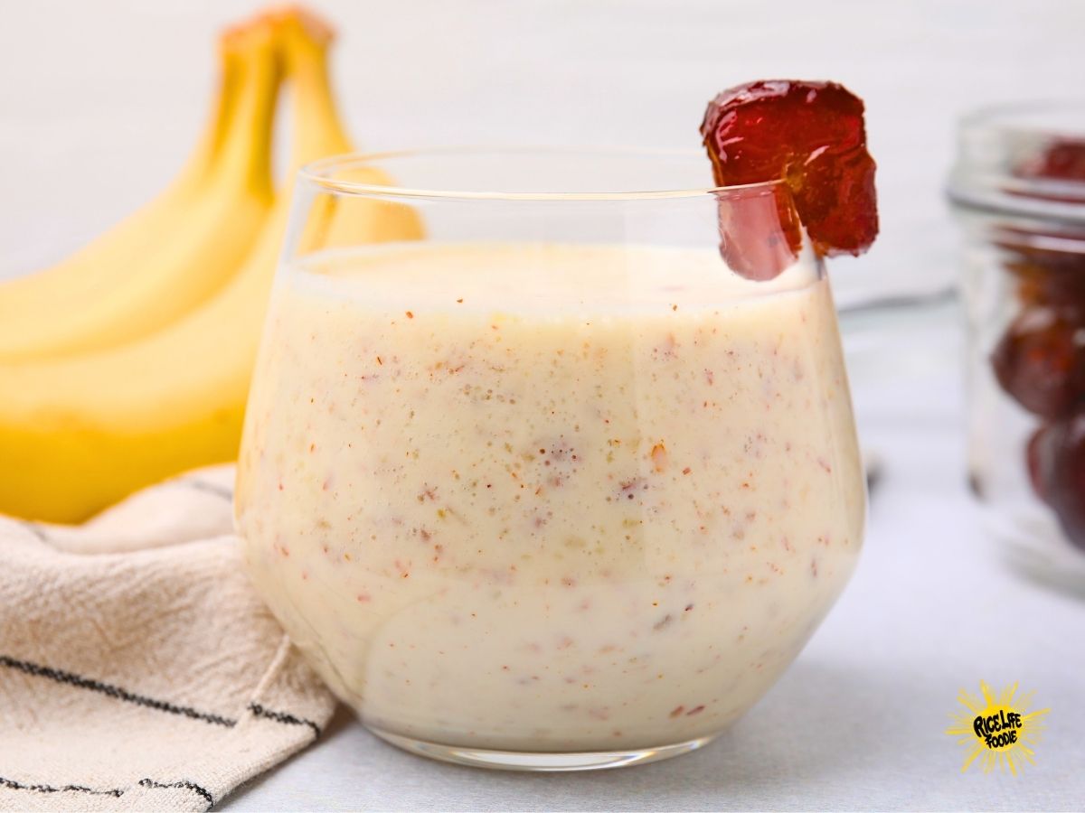 Ultimate Banana and Date Smoothie Recipe to Kickstart the Day