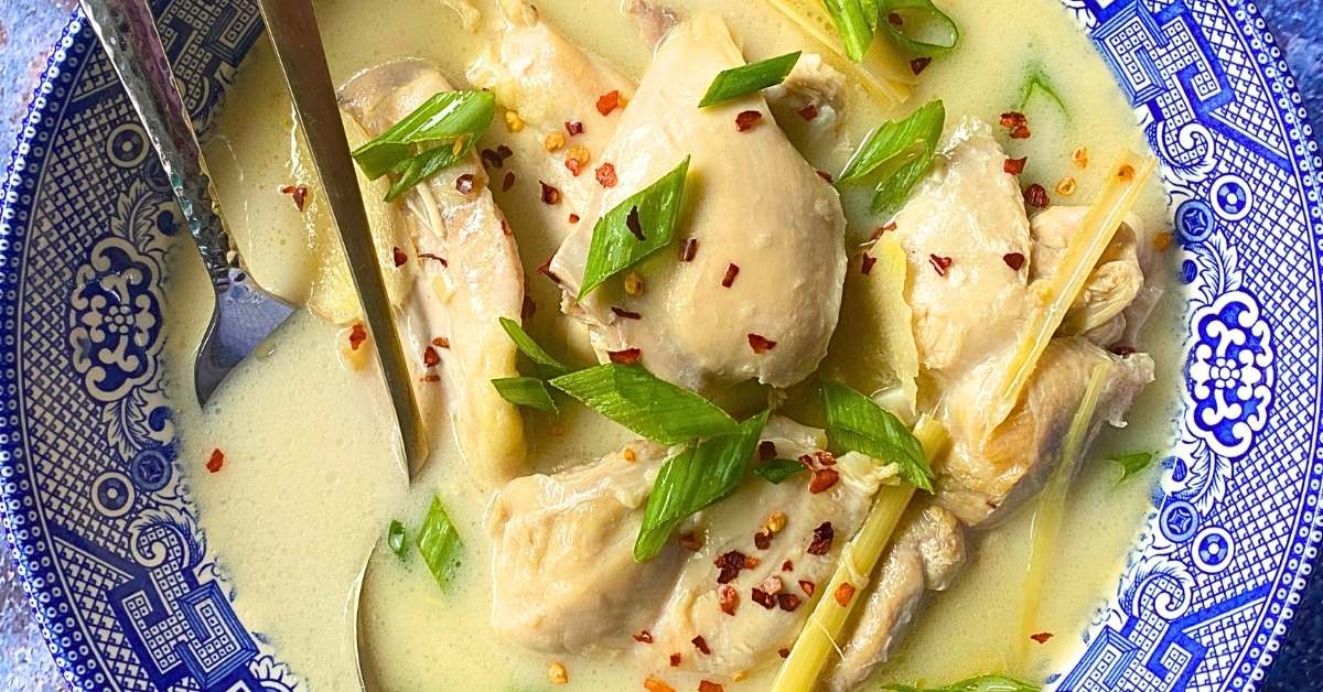 Coconut Lemongrass Chicken (Easy, One Pot, Delicious)