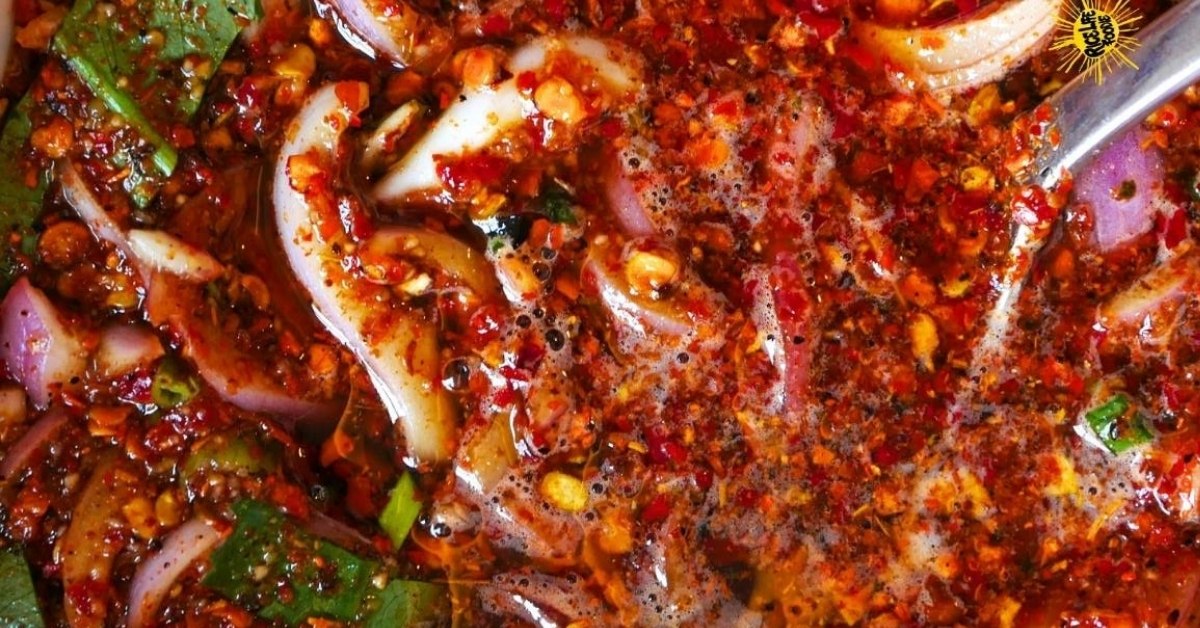 Nam Jim Jaew Sauce (น้ำจิ้มแจ่ว) – Thai Spicy Chili DIp